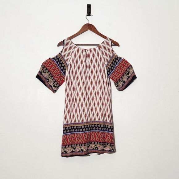 Fig & Flower Women's Cold Shoulder Dress in size small - Picture 5 of 6